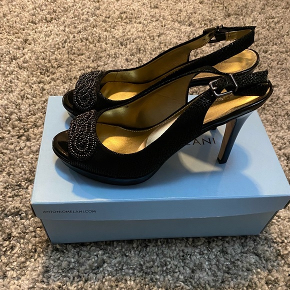 Antonio Melani Heels 7.5 - Picture 2 of 4